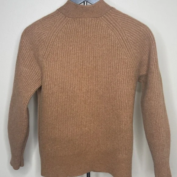 100% wool Everlane Women's Camel Cardigan Sweater - Picture 13 of 16